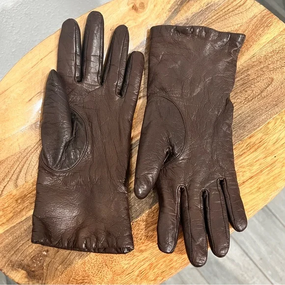 Vintage Brown Leather Gloves - Picture 2 of 4